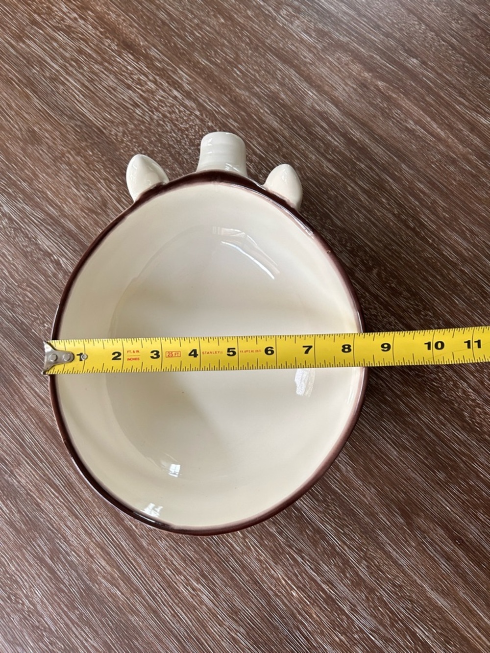 Napastyle Ceramica Set of 2 Pig Footed Serving Bowls - Picture 11 of 16
